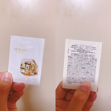 クレ・ド・ポー ボーテ ラ・クレームのクチコミ「サンプル使い切りました。
高級感溢れるクリームです。
保湿されてしっとり潤った肌に。ベタつ.....」(1枚目)