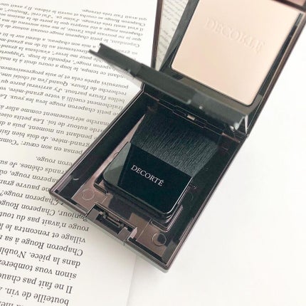 トランスルーセント セッティングパウダー/DECORTÉ/プレストパウダーを使ったクチコミ(4枚目)