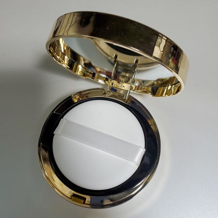 わとそん on LIPS 「♢Seriaクッションパフ♢メイク道具は肌に触れるものなの..」(4枚目)