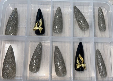 #セルフネイル,#カッコイイネイル,#大人ネイルのネイルデザイン