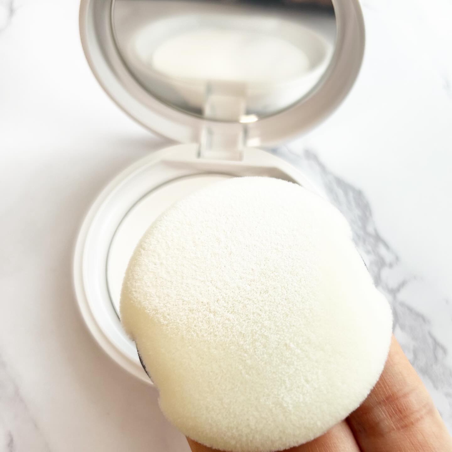 ヒロインメイク ブラッシュアップ パウダー　/ヒロインメイク/ルースパウダーを使ったクチコミ（3枚目）