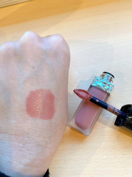 ルージュ ディオール フォーエヴァー リキッド 100 フォーエヴァー ヌード/Dior/口紅を使ったクチコミ(3枚目)