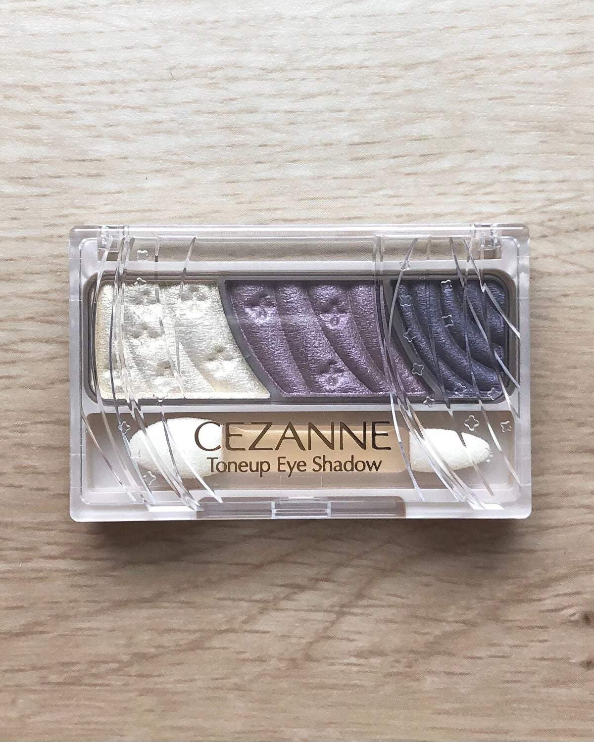 トーンアップアイシャドウ/CEZANNE/アイシャドウパレットを使ったクチコミ(1枚目)