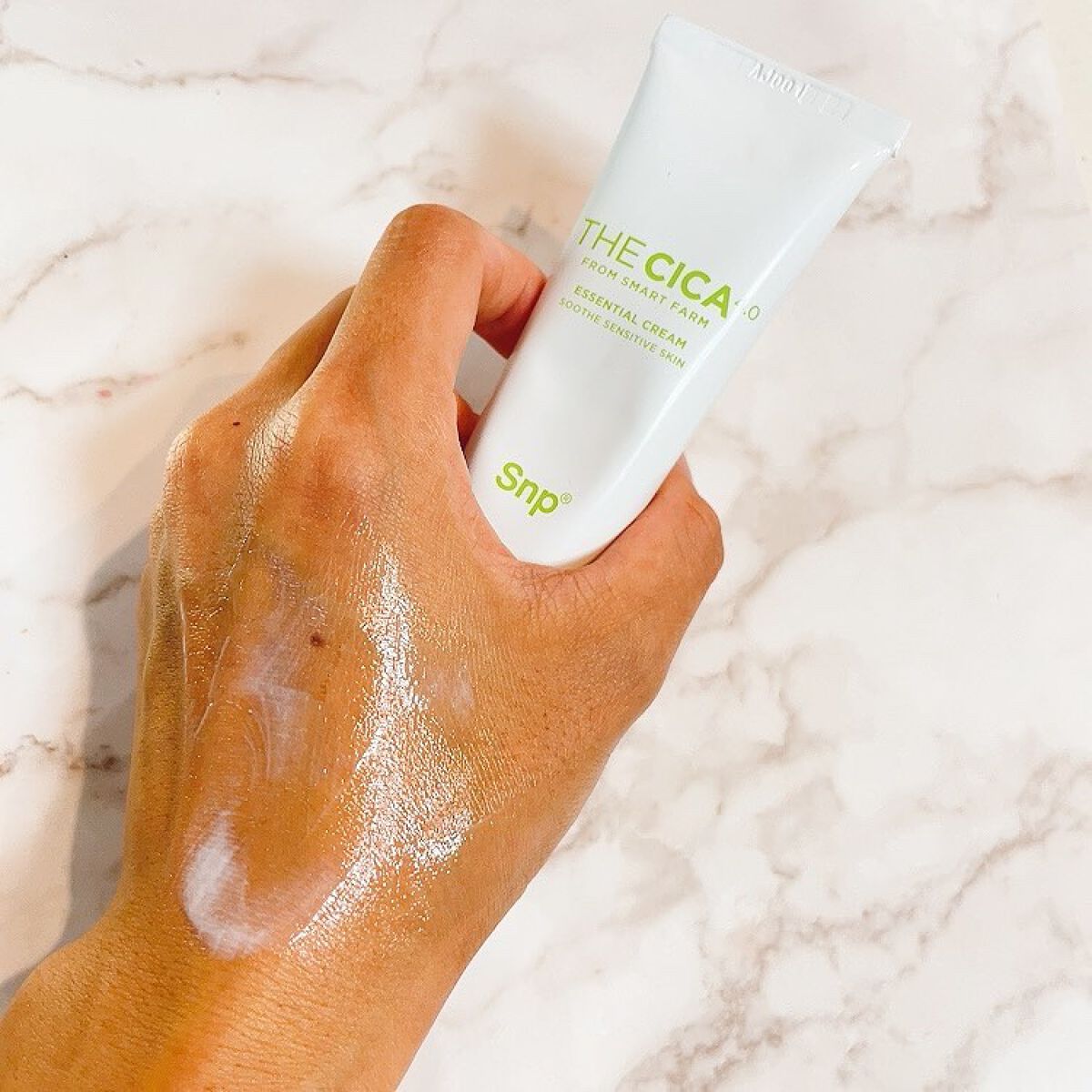 THE CICA 4.0 エッセンシャルクリーム/SNP/フェイスクリームを使ったクチコミ（3枚目）
