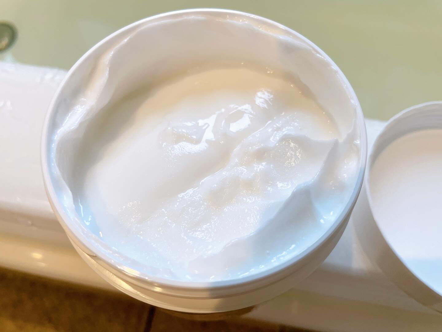 ダヴ クリームボディウォッシュ ジョイアスグロウ/ダヴ/ボディソープを使ったクチコミ（2枚目）