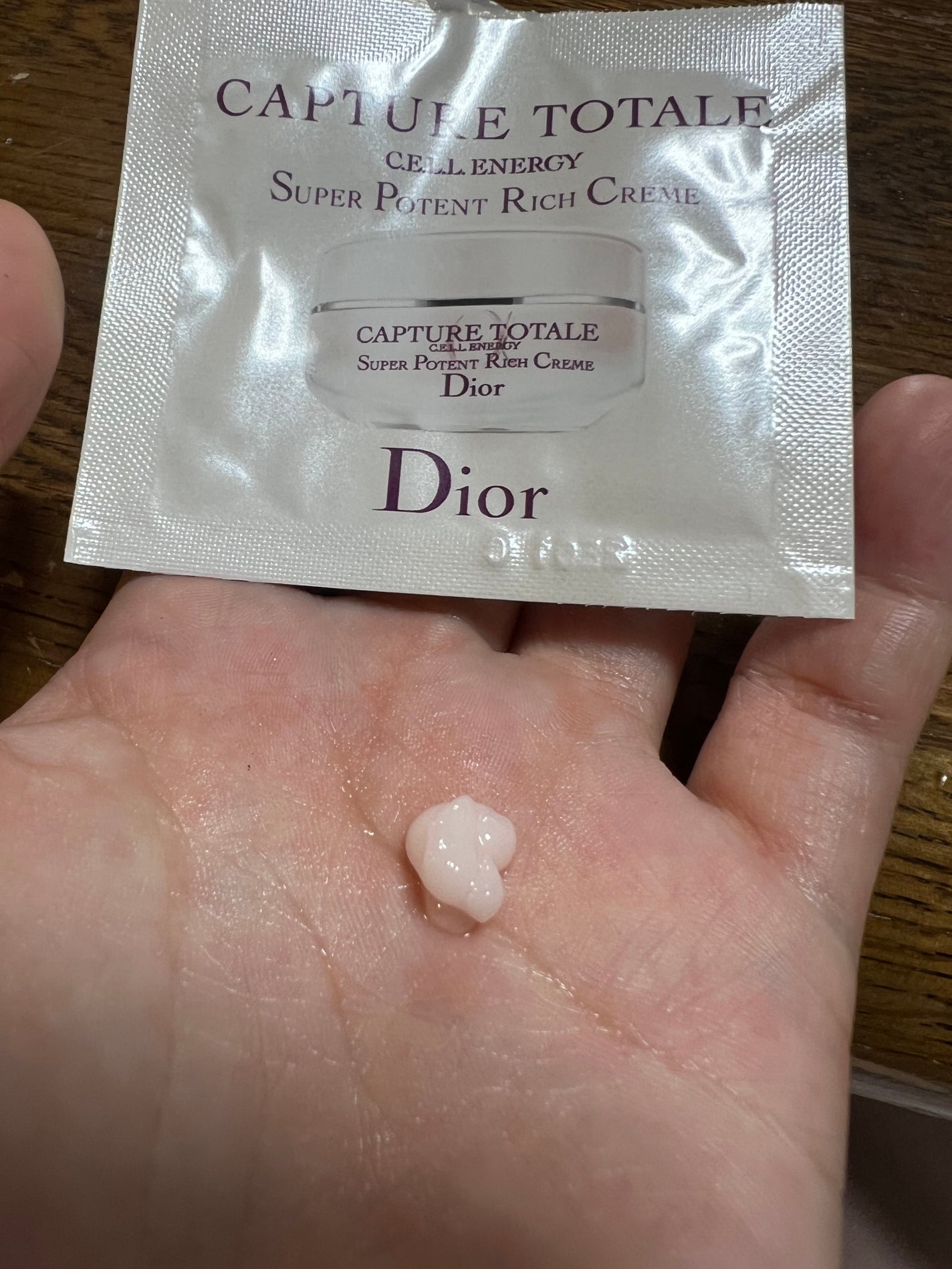 カプチュール トータル セル ENGY リッチ クリーム/Dior/フェイスクリームを使ったクチコミ(3枚目)