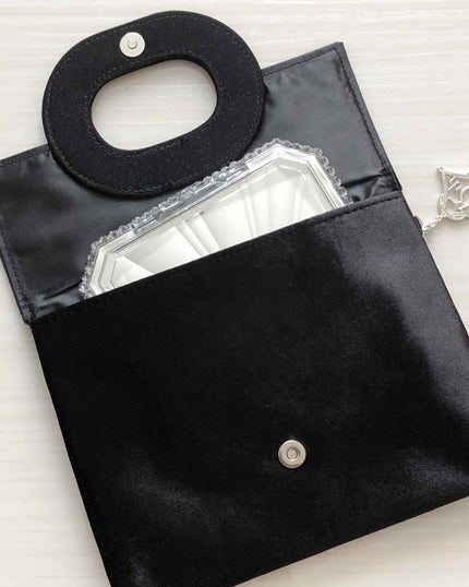 JILL STUART 15thアニバーサリー アイシャドウコンパクトのクチコミ「ジルスチュアート、15周年コレクションの第2弾✨
7色入りの可愛いパレット。
9月18日限.....」(3枚目)