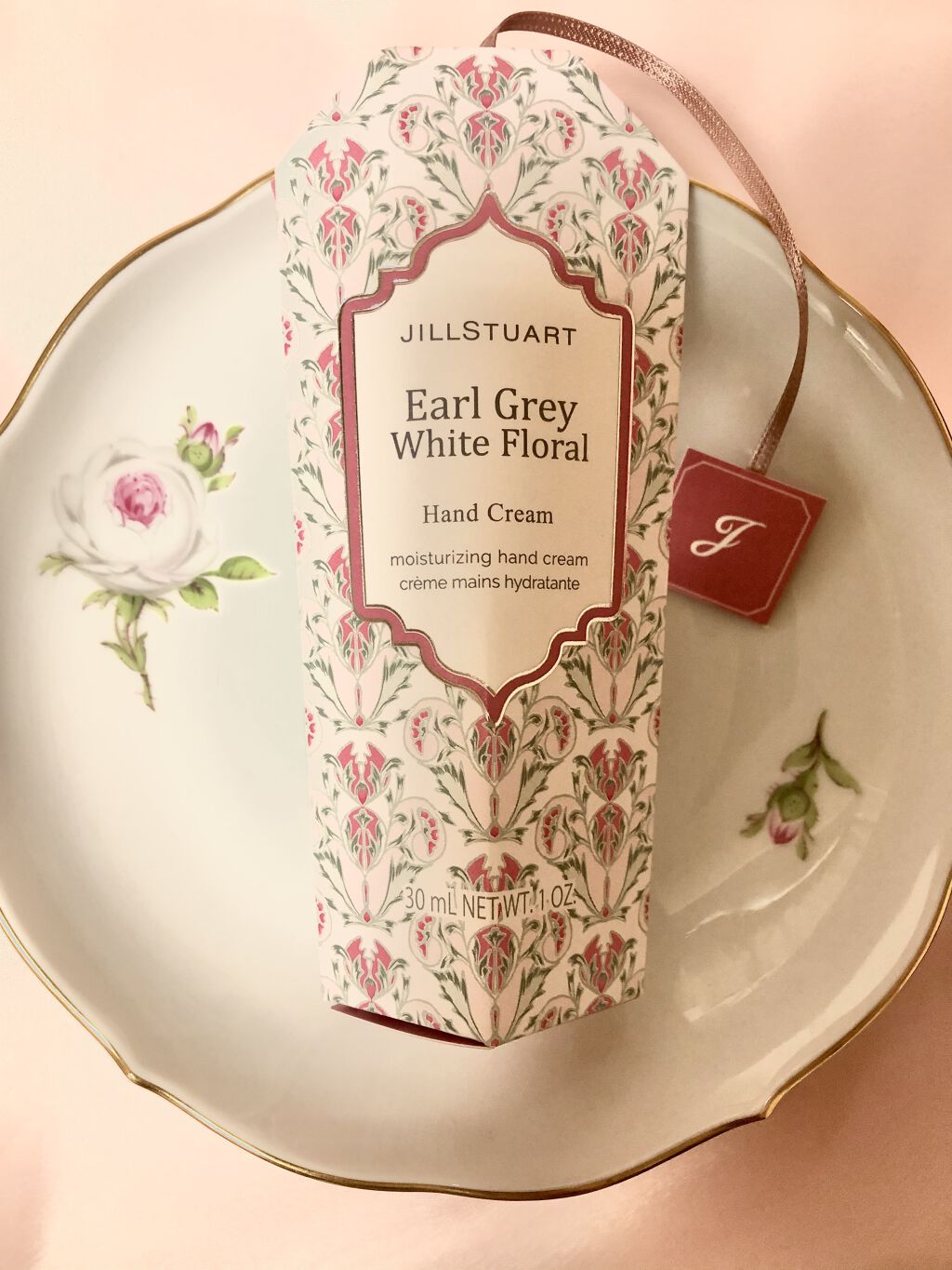 ハンドクリーム アールグレイ ホワイトフローラル/JILL STUART/ハンドクリームを使ったクチコミ（1枚目）