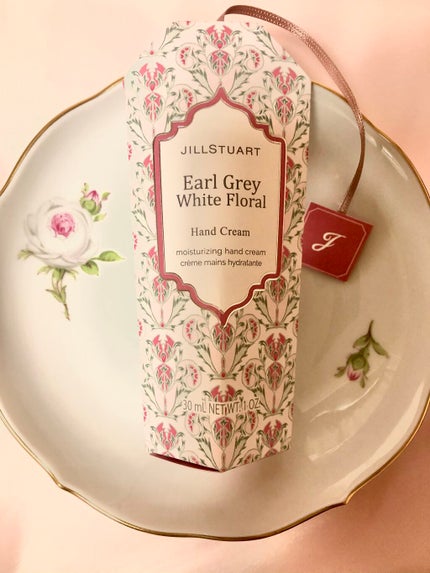 ハンドクリーム アールグレイ ホワイトフローラル/JILL STUART/ハンドクリームを使ったクチコミ(1枚目)