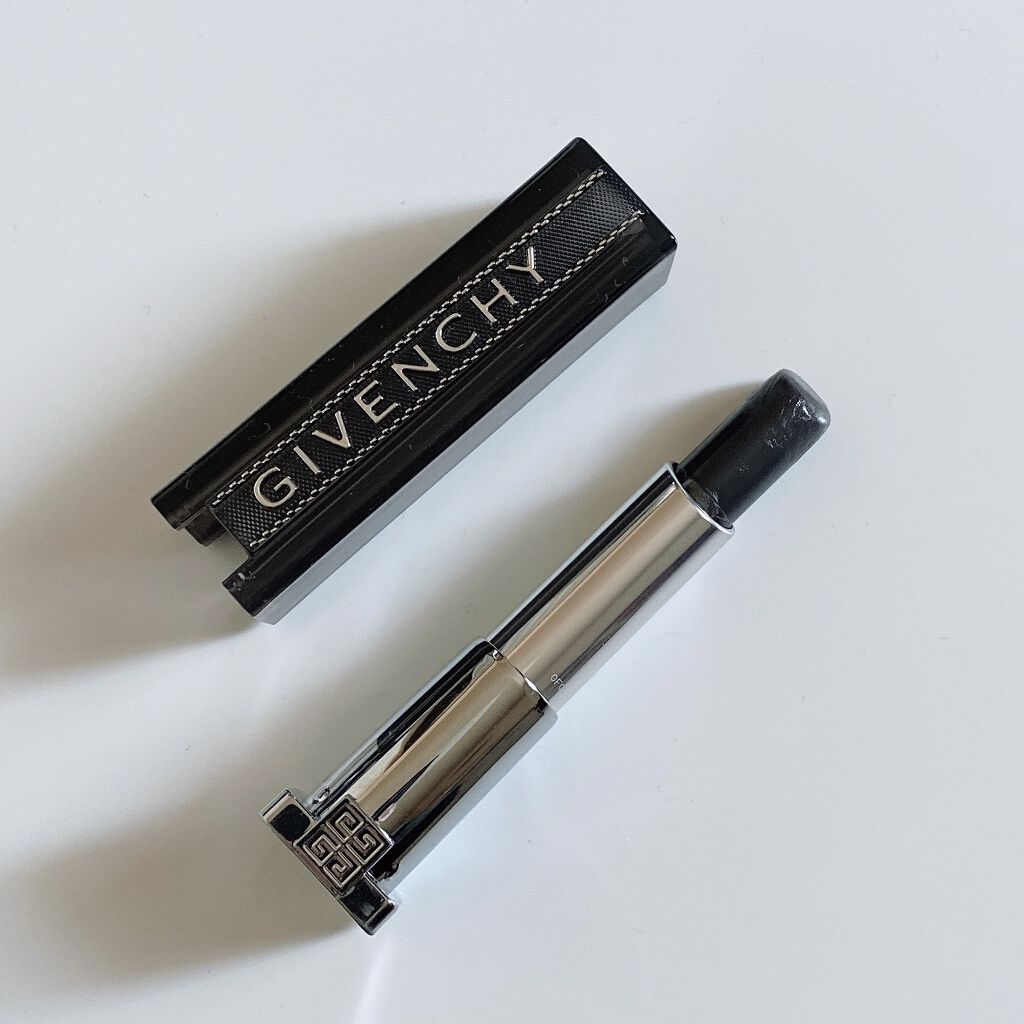 ランテルディ・リップスティック No.16 ノワール・レヴェラトゥール/GIVENCHY/口紅を使ったクチコミ（2枚目）
