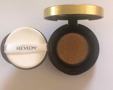 カラーステイ クッション ロングウェア ファンデーション 002 バニラ/自然な肌色（標準色）/REVLON/クッションファンデーションを使ったクチコミ（2枚目）