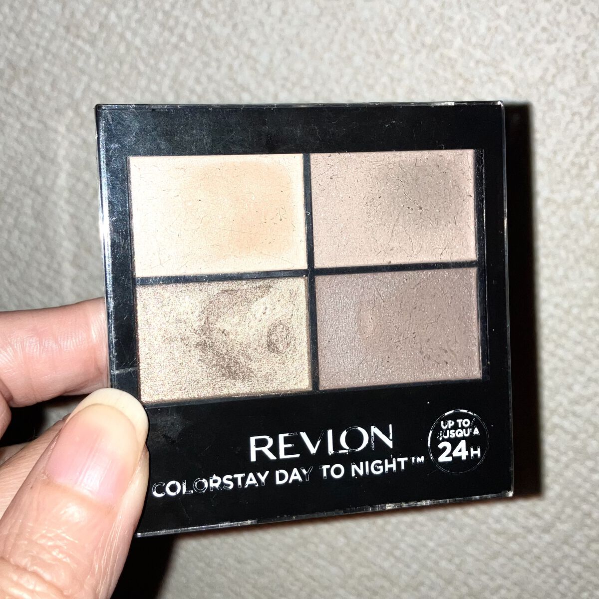 レブロン カラーステイ デイ トゥ ナイト アイシャドウ クアッド/REVLON/アイシャドウパレットを使ったクチコミ（1枚目）