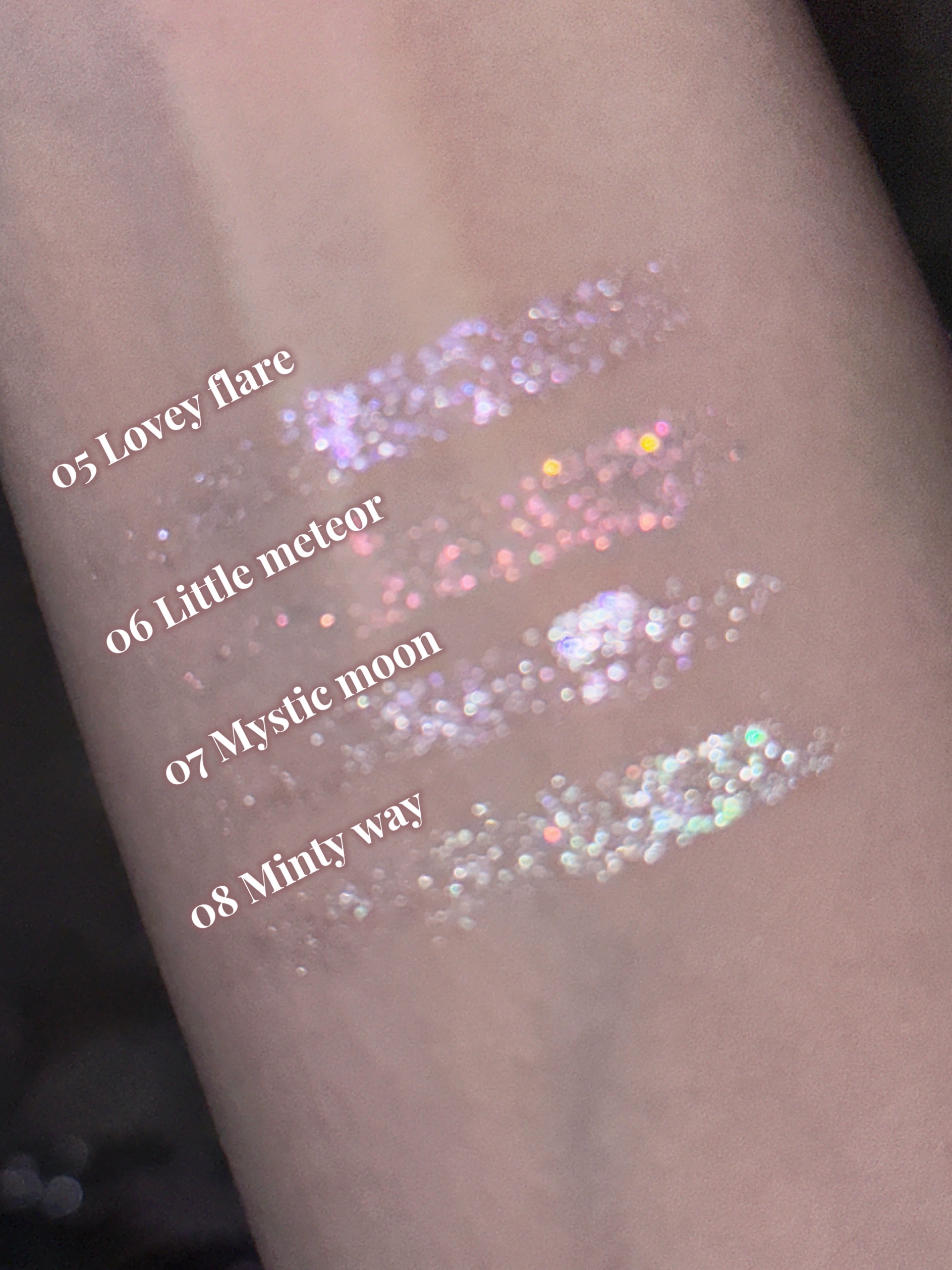 リキッド グリッター シャドウ/rom&nd/グリッターを使ったクチコミ（3枚目）