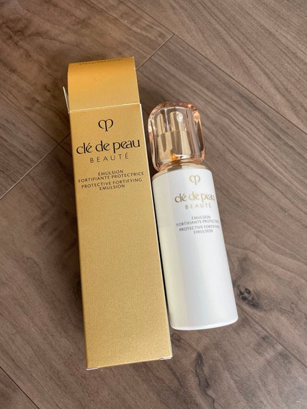 エマルションプロテクトゥリスn/クレ・ド・ポー ボーテ/乳液を使ったクチコミ(1枚目)