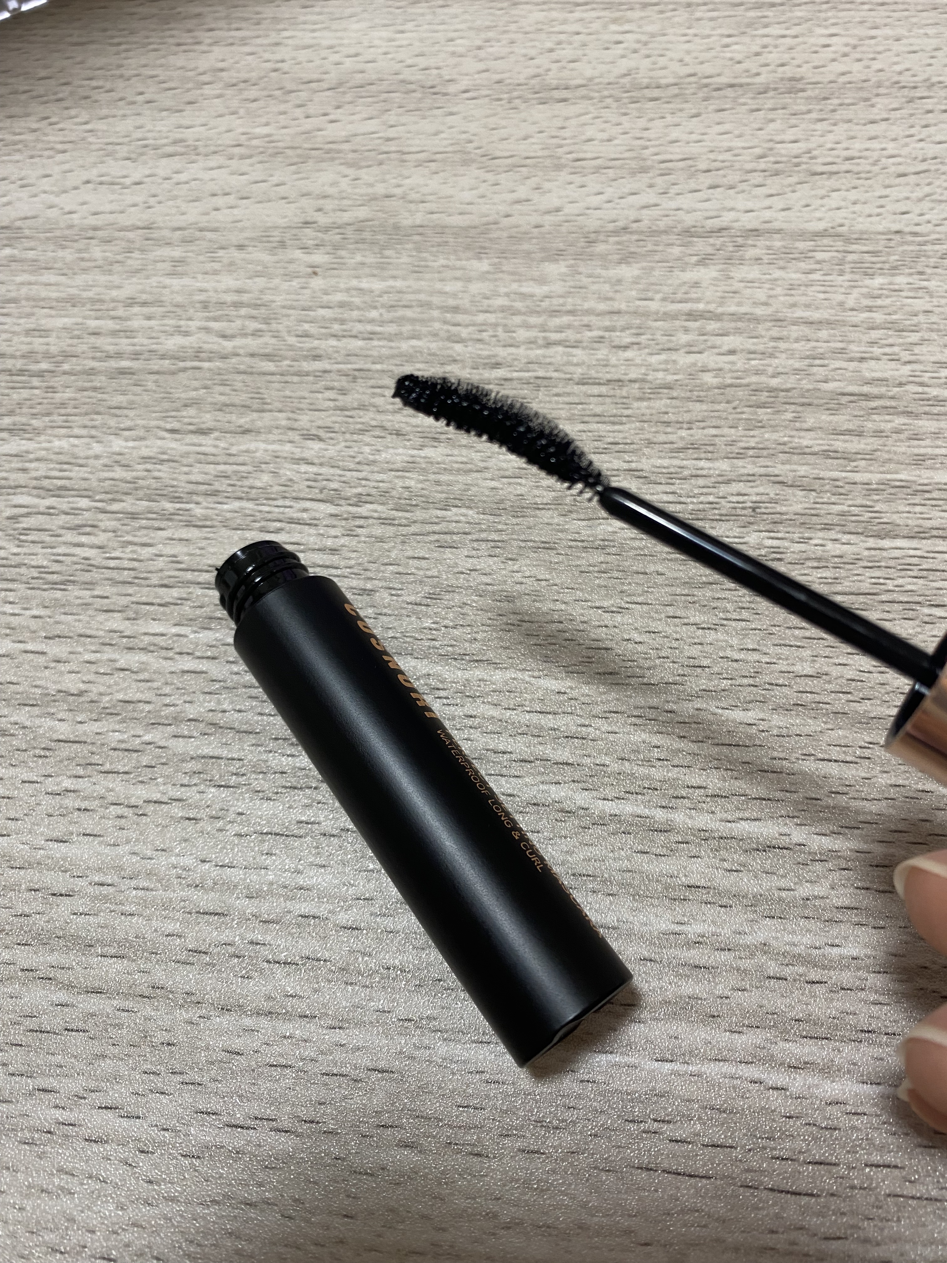 パーフェクトセッティングウォータープルーフマスカラ Long&Curl 01 ブラック/COSNORI/マスカラを使ったクチコミ（2枚目）