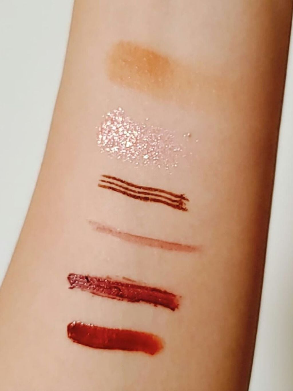 セルヴォーク ヴォランタリー アイズ/Celvoke/単色アイシャドウを使ったクチコミ(3枚目)