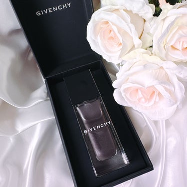 GIVENCHY ソワン ノワール セラム(旧)