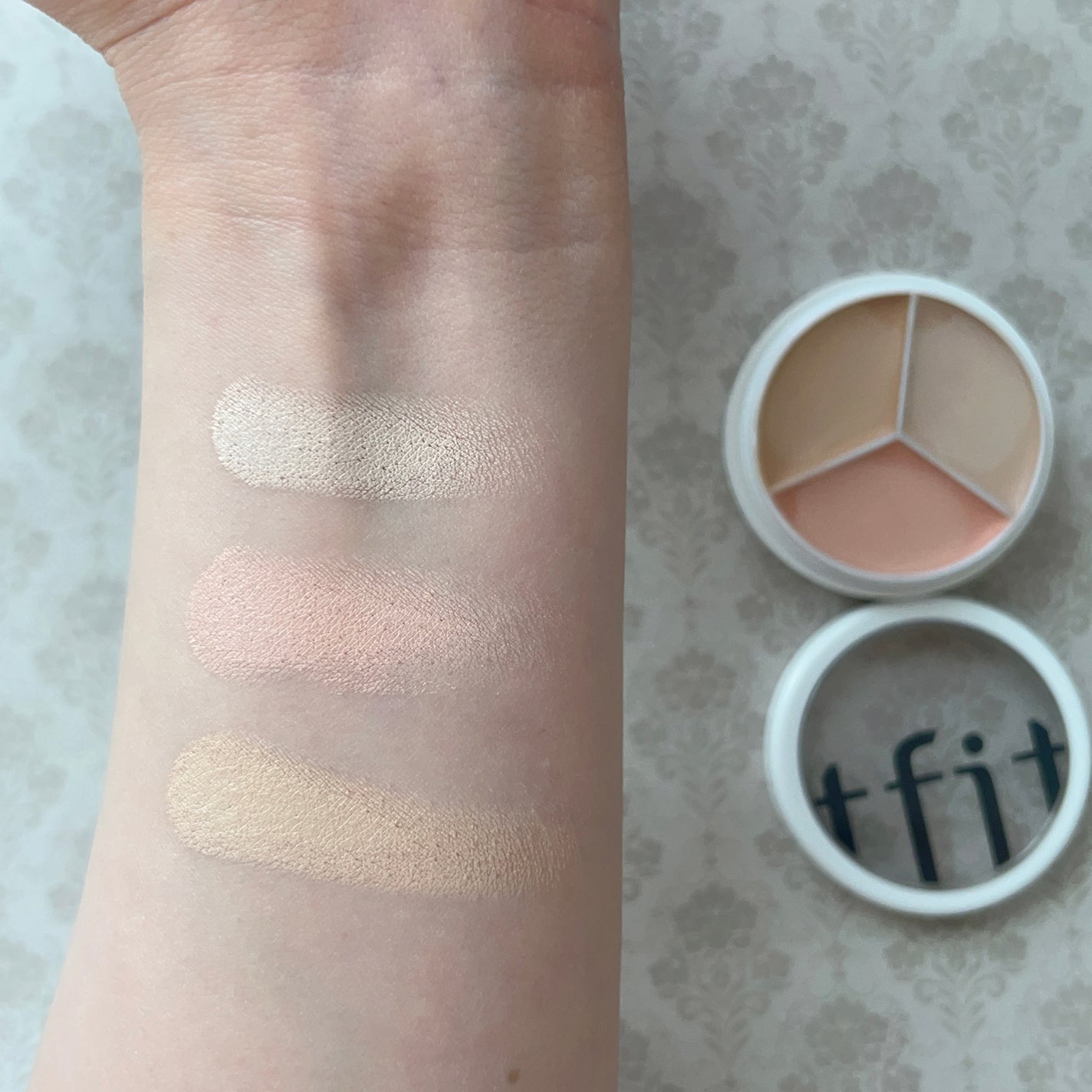 カバーアッププロコンシーラー/TFIT/パレットコンシーラーを使ったクチコミ(3枚目)