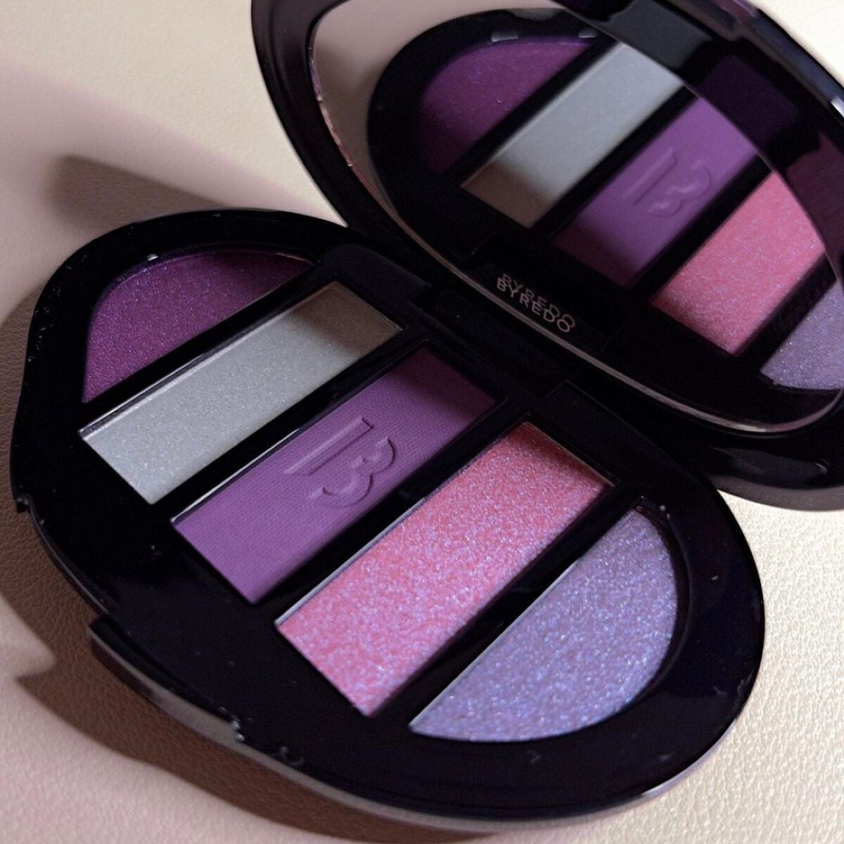 Eyeshadow 5 Colour Compacts/BYREDO/アイシャドウパレットを使ったクチコミ(4枚目)