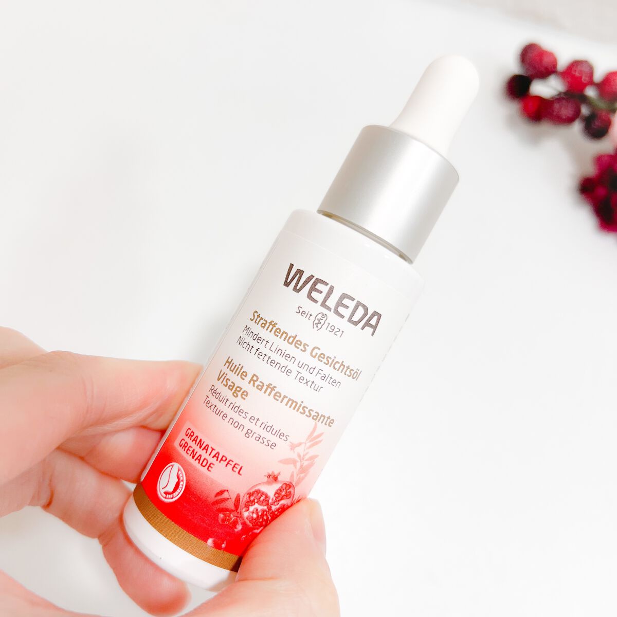 ざくろ フェイシャルオイル/WELEDA/フェイスオイルを使ったクチコミ（2枚目）