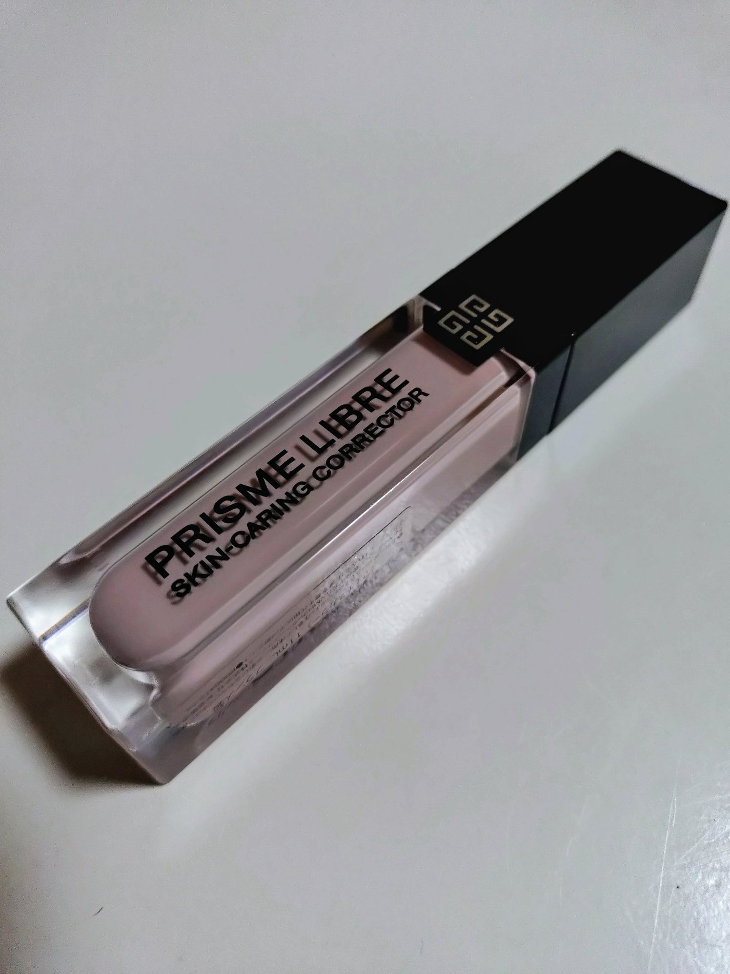 プリズム・リーブル・スキンケアリング・コレクター/GIVENCHY/化粧下地を使ったクチコミ(1枚目)