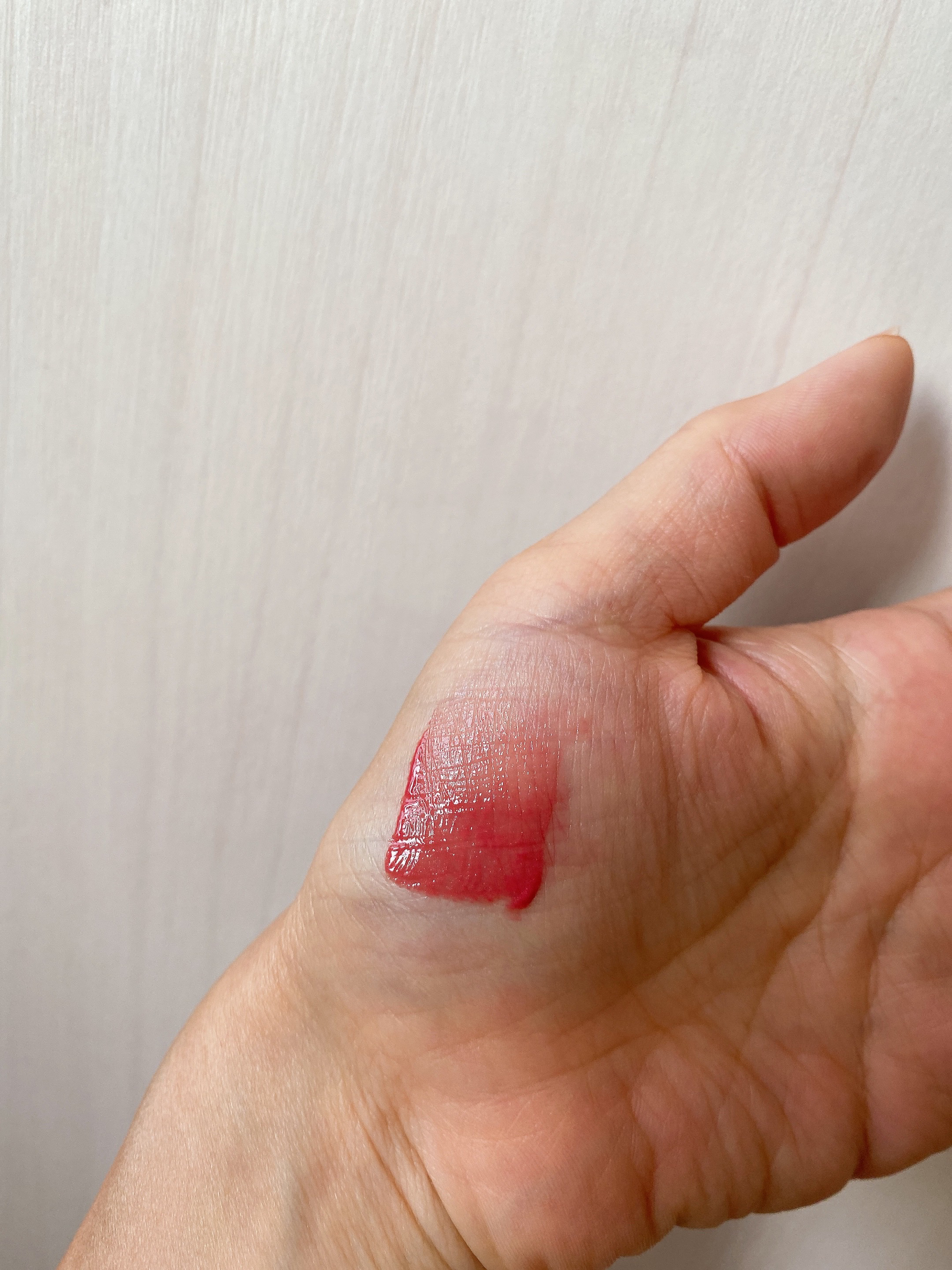 ウォータリーティントリップ 01 ナチュラルピンク/CEZANNE/リップティントを使ったクチコミ（3枚目）