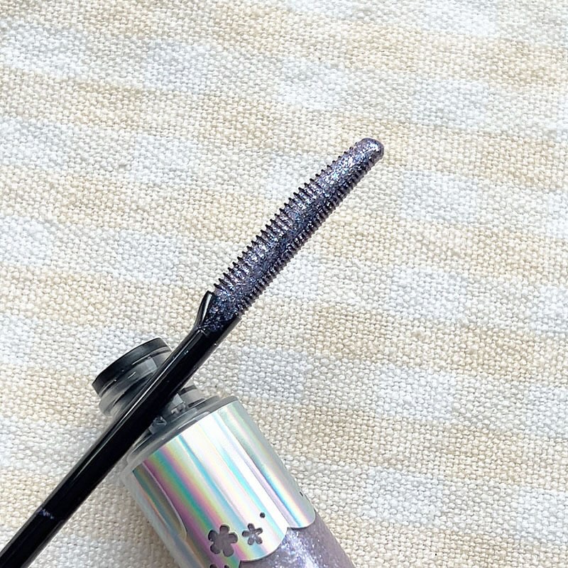 ジルスチュアート　アイダイヤモンド グリマー 09 twinkle utopia＜ユニコーンユートピア＞（限定色）/JILL STUART/グリッターを使ったクチコミ（3枚目）