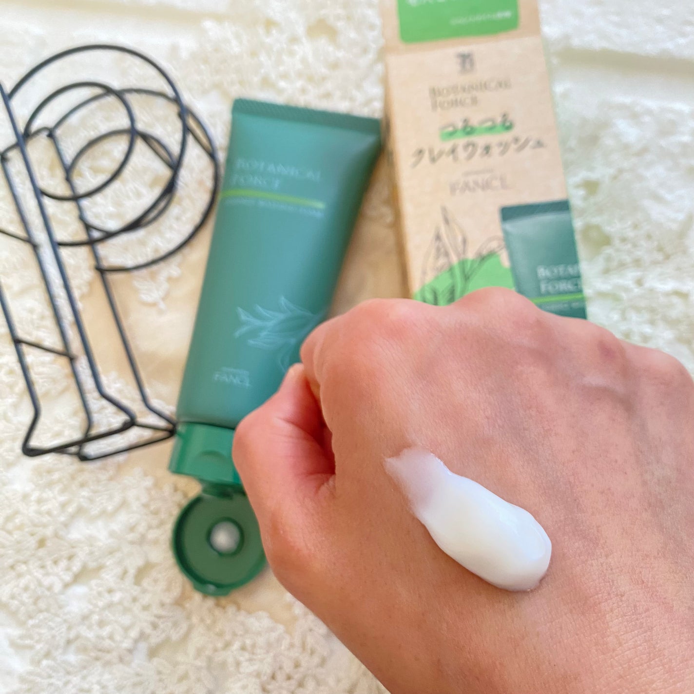 つるつるクレイウォッシュ/ボタニカルフォース/洗顔フォームを使ったクチコミ(6枚目)