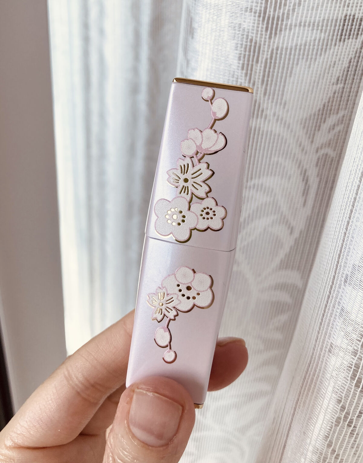 ピュア カラー エンヴィ クリスタル リップスティック/ESTEE LAUDER/口紅を使ったクチコミ（2枚目）