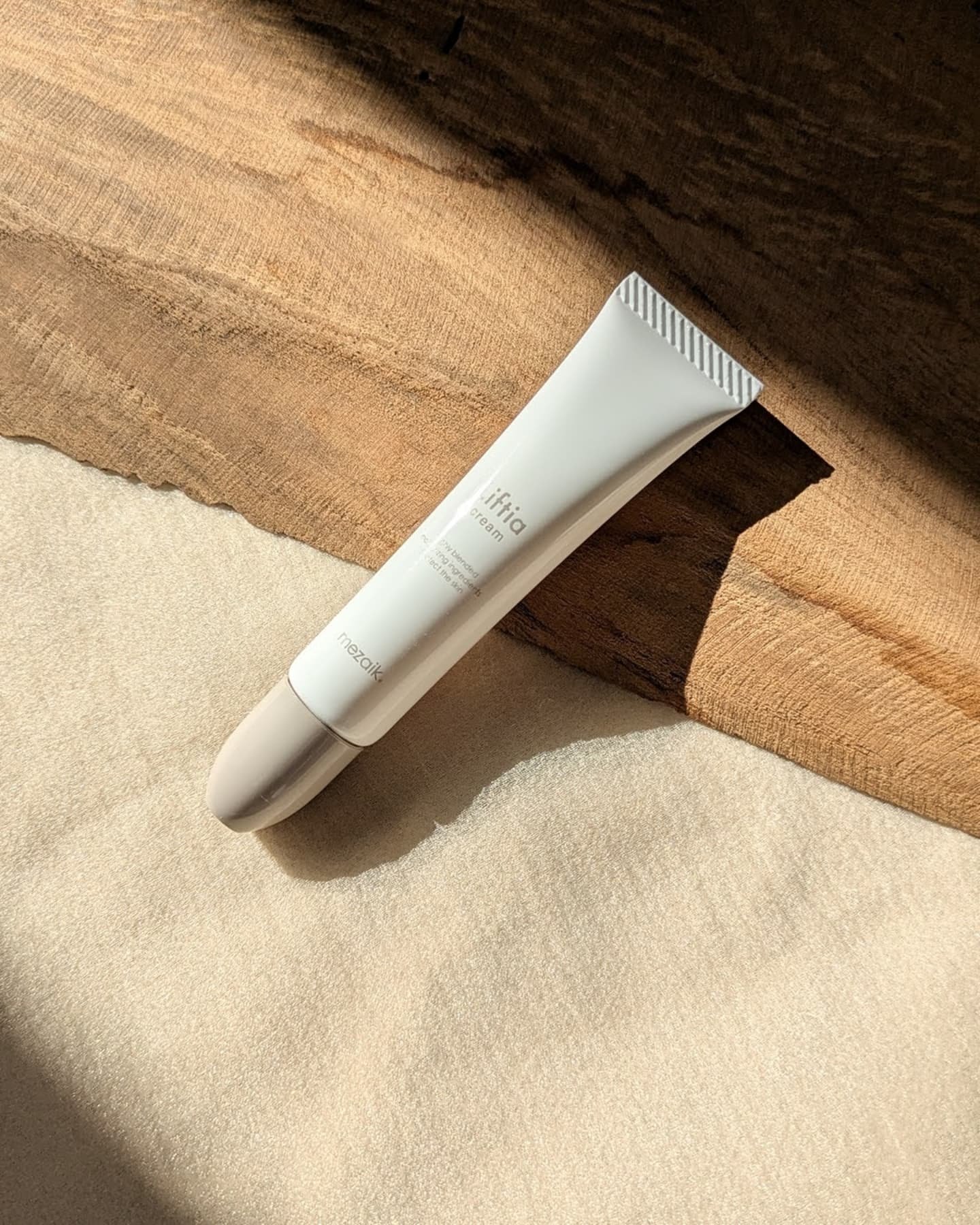 リフティアクリーム(目元用クリーム )/メザイク/アイケア・アイクリームを使ったクチコミ（3枚目）