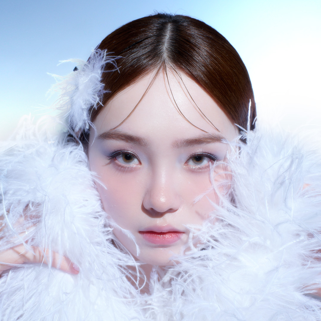 透明感溢れる寒色系のカラー展開で、トレンドの儚げアイを簡単に実現。

滑らかなテクスチャーで伸ばすと肌にピタッと密着し、一
日中きれいな発色をキープ。

————
🐺商品
エクスプローラ 12色動物アイシャドウパレット オオカミ
————