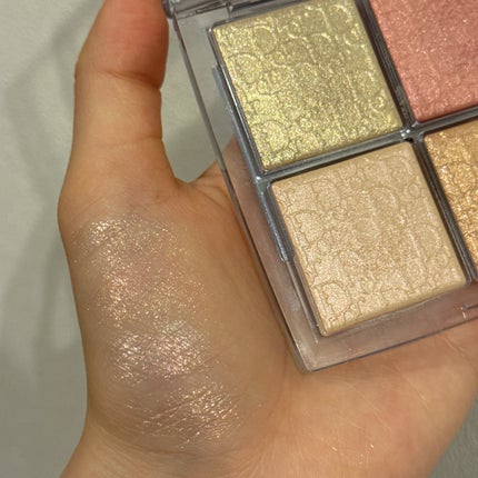 ディオール バックステージ フェイス グロウ パレット/Dior/ハイライトを使ったクチコミ(3枚目)