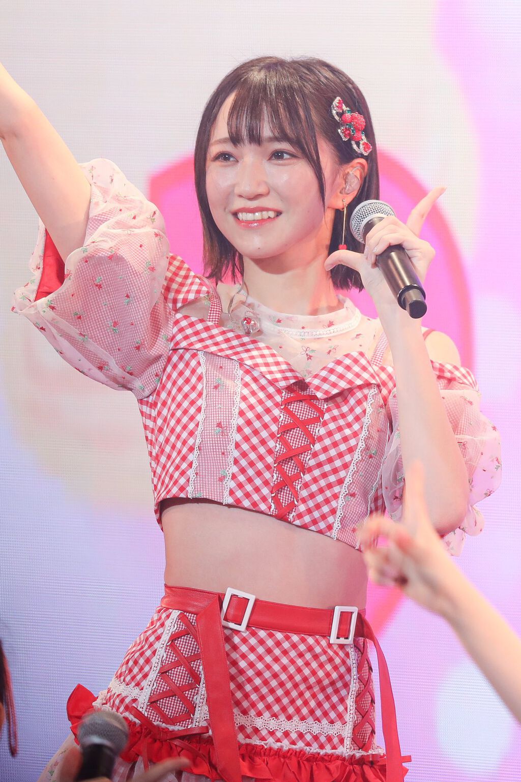 カラフルネイルズ/キャンメイク/マニキュアを使ったクチコミ(3枚目)