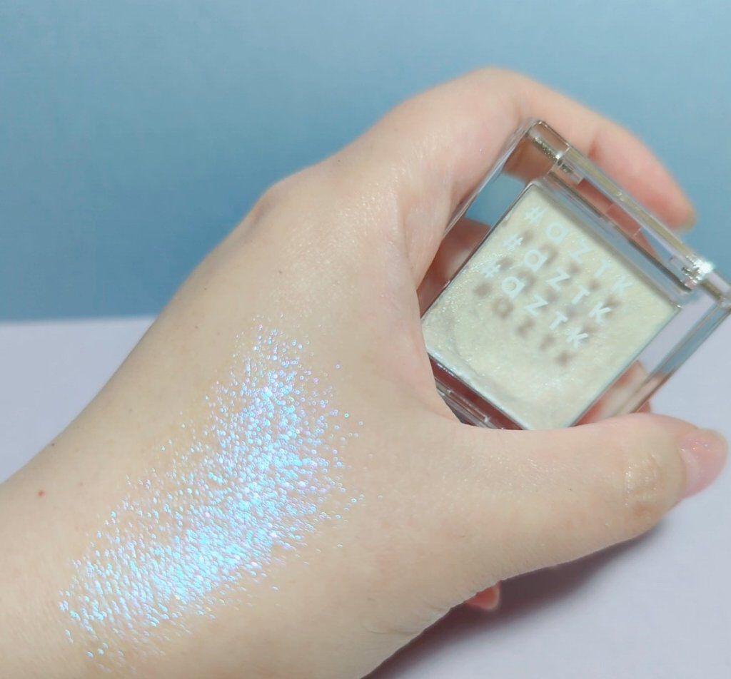 シングルアイシャドウ/aZTK/単色アイシャドウを使ったクチコミ（1枚目）