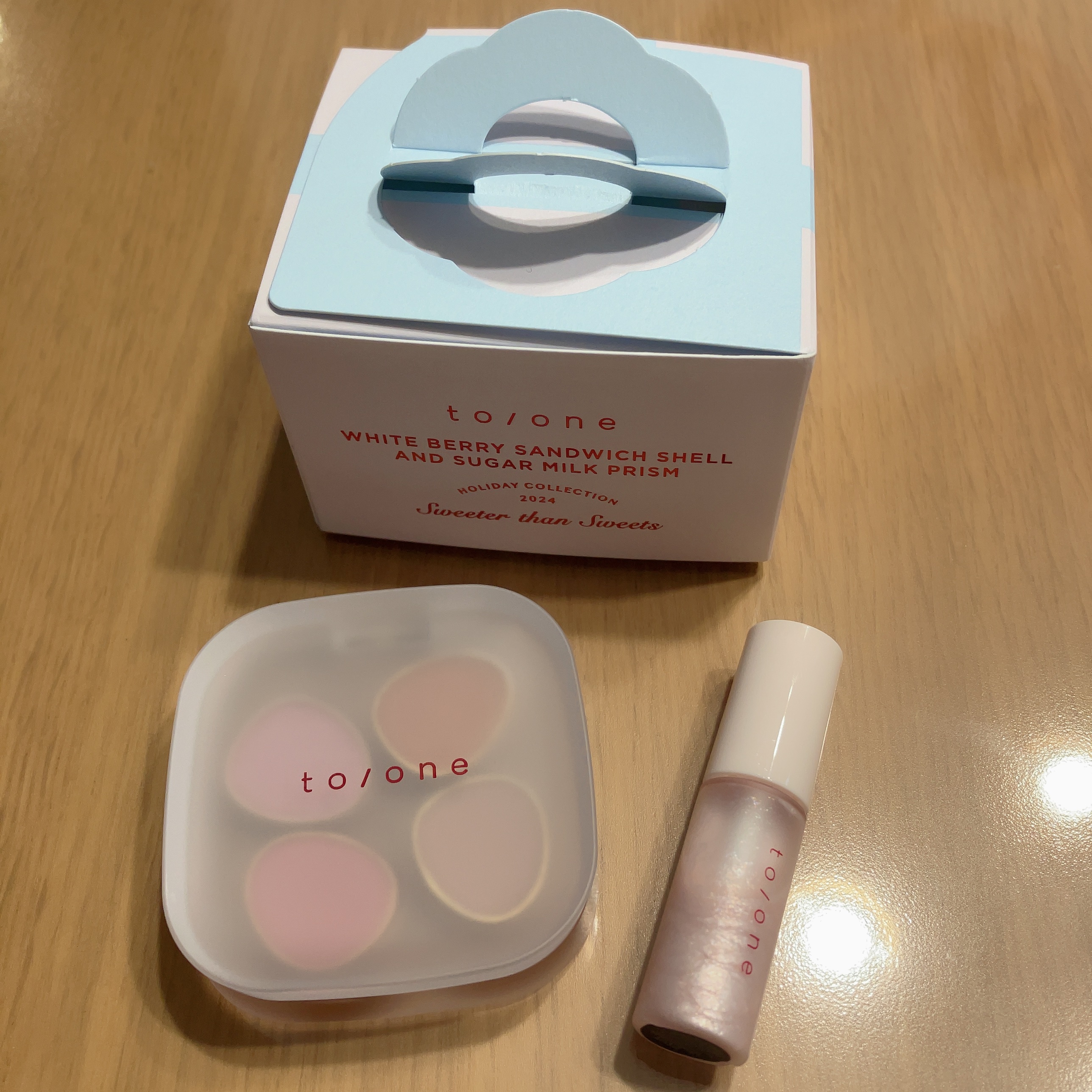 トーン ホリデー スイーツ ボックス Cheat Day Delights ＆ Shiny Sprinkles/to/one/メイクアップキットを使ったクチコミ（1枚目）