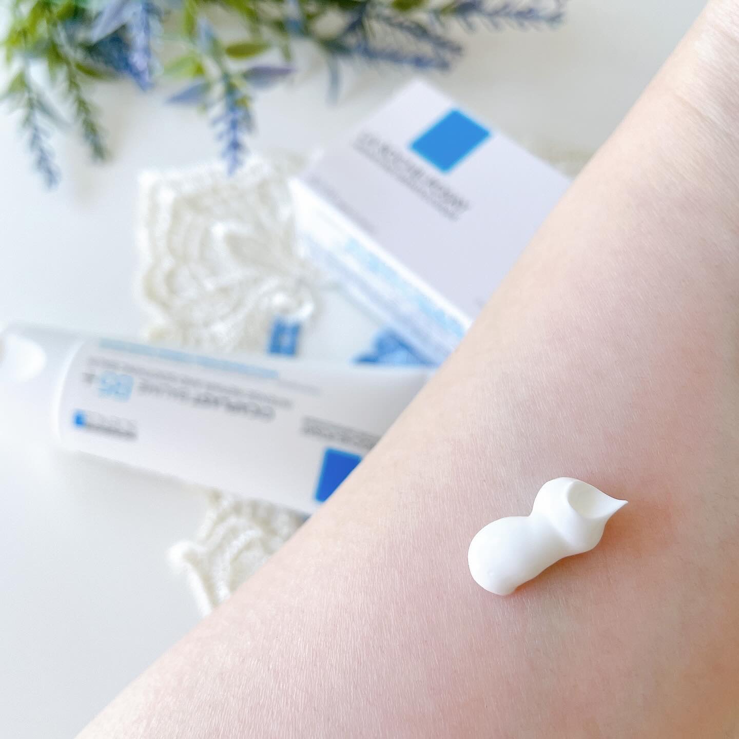 シカプラスト リペアクリーム B5+	/ラ ロッシュ ポゼ/フェイスクリームを使ったクチコミ（2枚目）