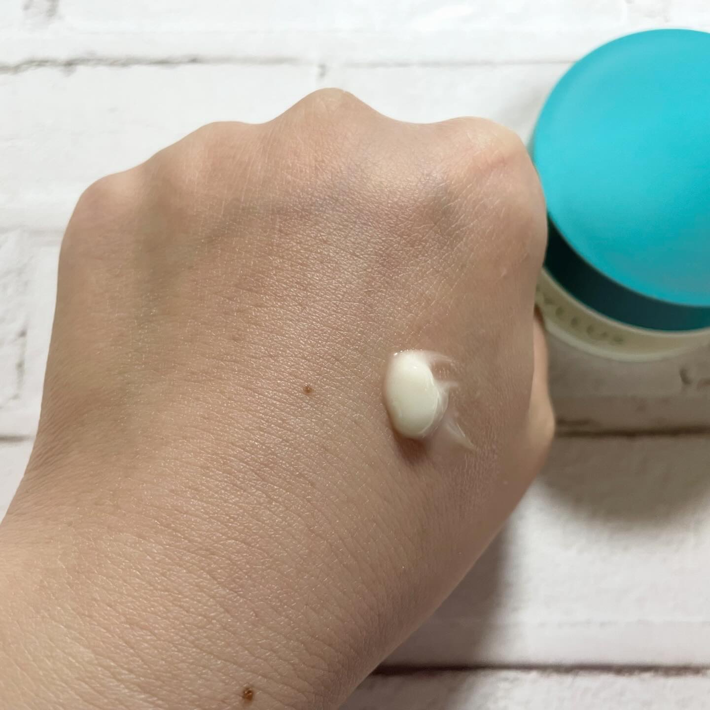 アロマスリーピングマスク/BERYLLUS/洗い流すパック・マスクを使ったクチコミ（3枚目）