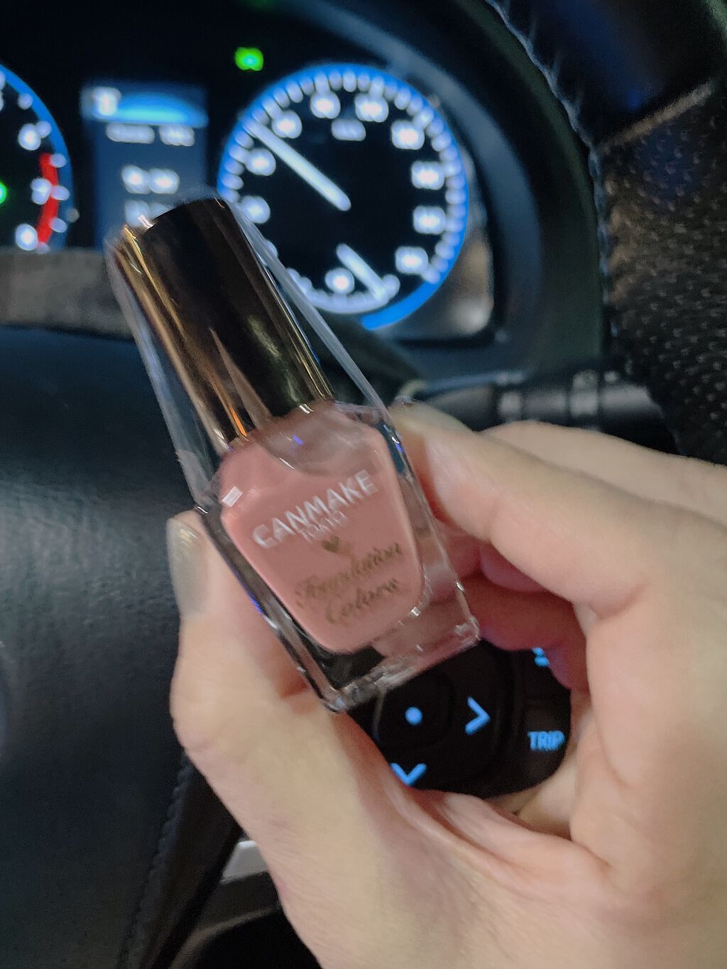 ファンデーションカラーズ/キャンメイク/マニキュアを使ったクチコミ（1枚目）