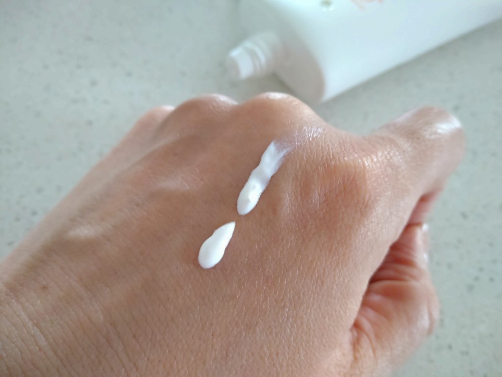 フォレスト マイルドカーミングサンクリーム/FoRest by Greenfinger/日焼け止めクリームを使ったクチコミ（2枚目）