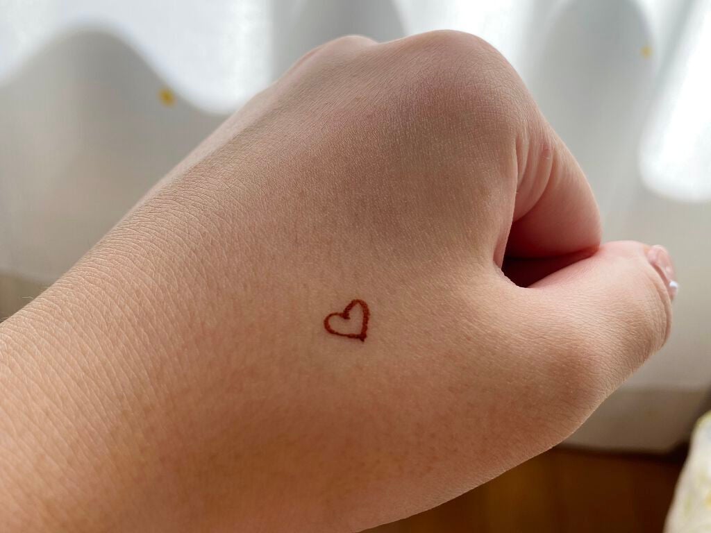 ヒヨこすめ on LIPS 「˗ˋˏdejavuラスティンファインEショート筆リキッドˎˊ˗..」(2枚目)