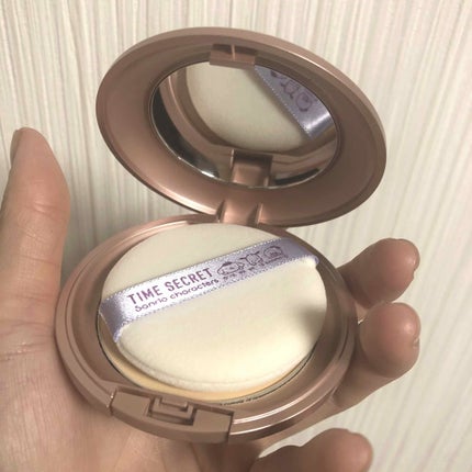 タイムシークレット ミネラルプレストパウダー ライトオークル/TIME SECRET/プレストパウダーを使ったクチコミ(2枚目)