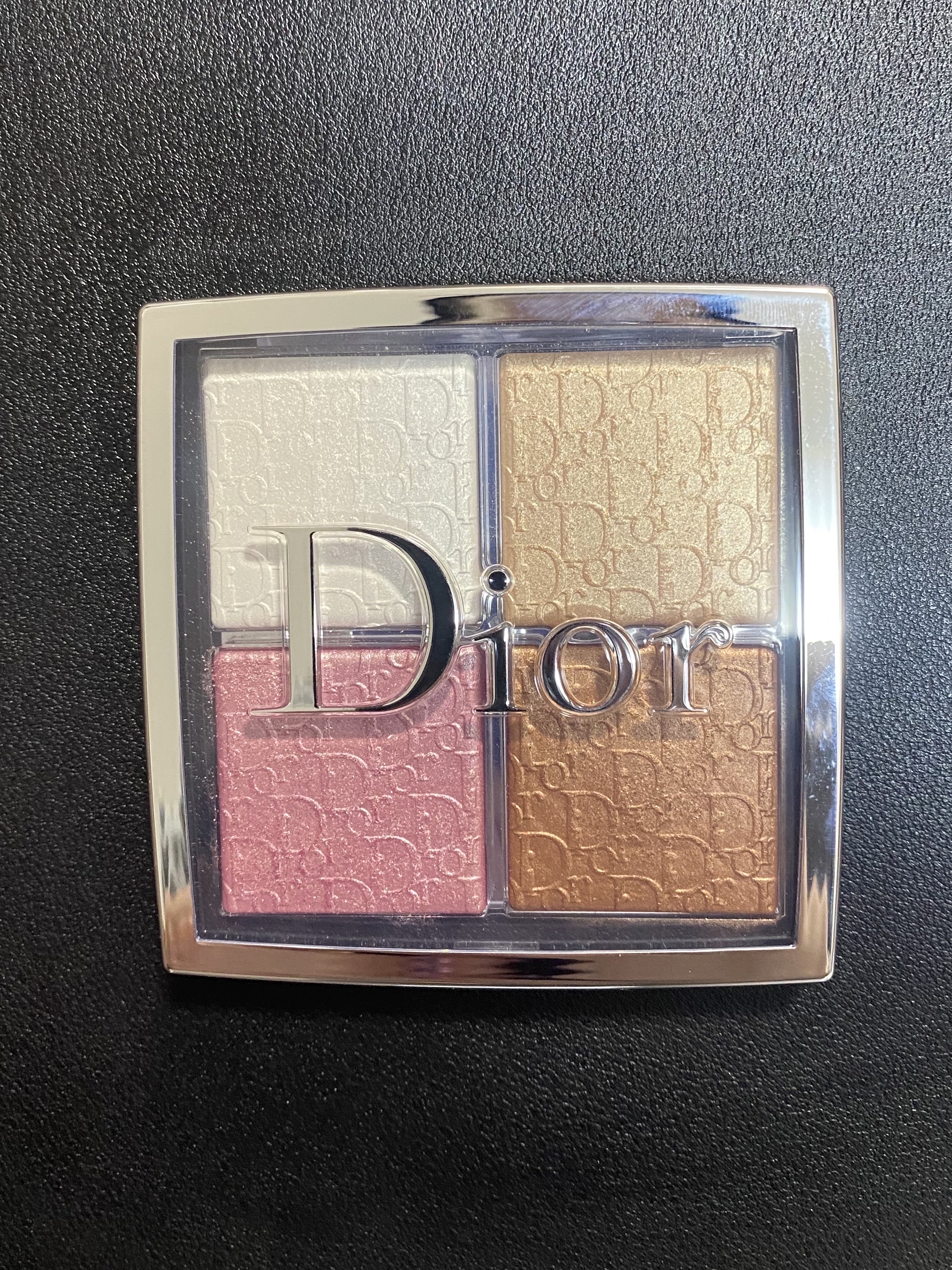 ディオール バックステージ フェイス グロウ パレット/Dior/ハイライトを使ったクチコミ（3枚目）