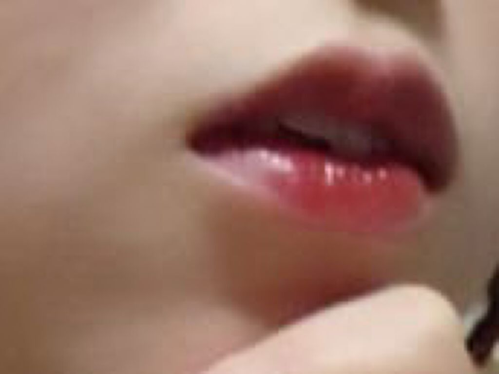 ウォータリーティントリップ/CEZANNE/リップティントを使ったクチコミ（2枚目）