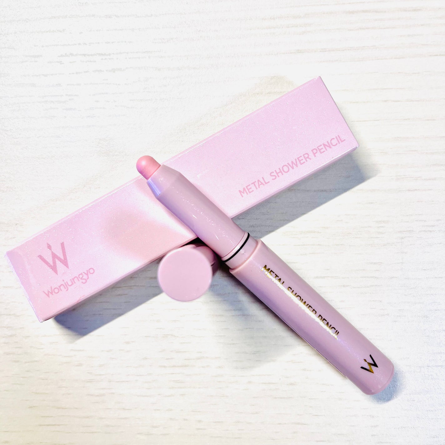 ウォンジョンヨ メタルシャワーペンシル/Wonjungyo/スティックアイシャドウを使ったクチコミ(1枚目)