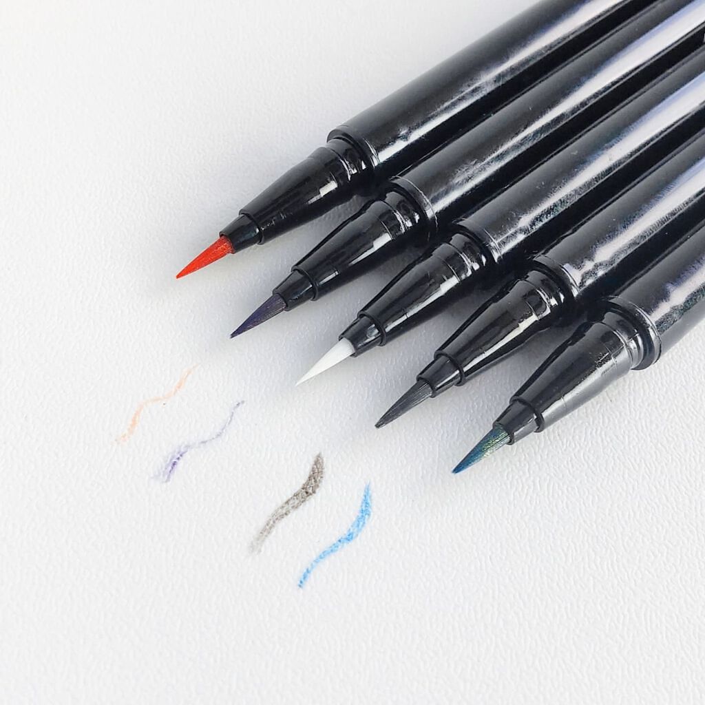 kalumea ラメアイライナー/kalumea/リキッドアイライナーを使ったクチコミ（2枚目）