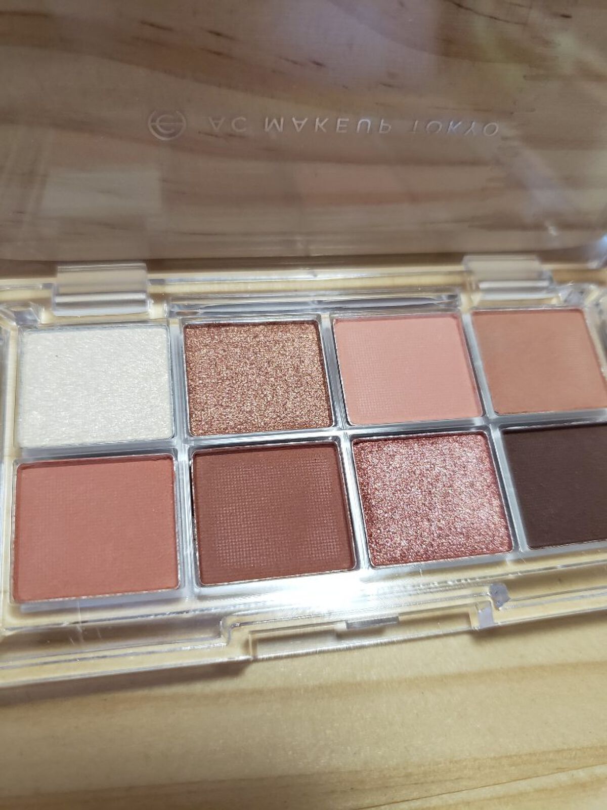 AC8カラーアイパレット/セリア/アイシャドウパレットを使ったクチコミ(4枚目)