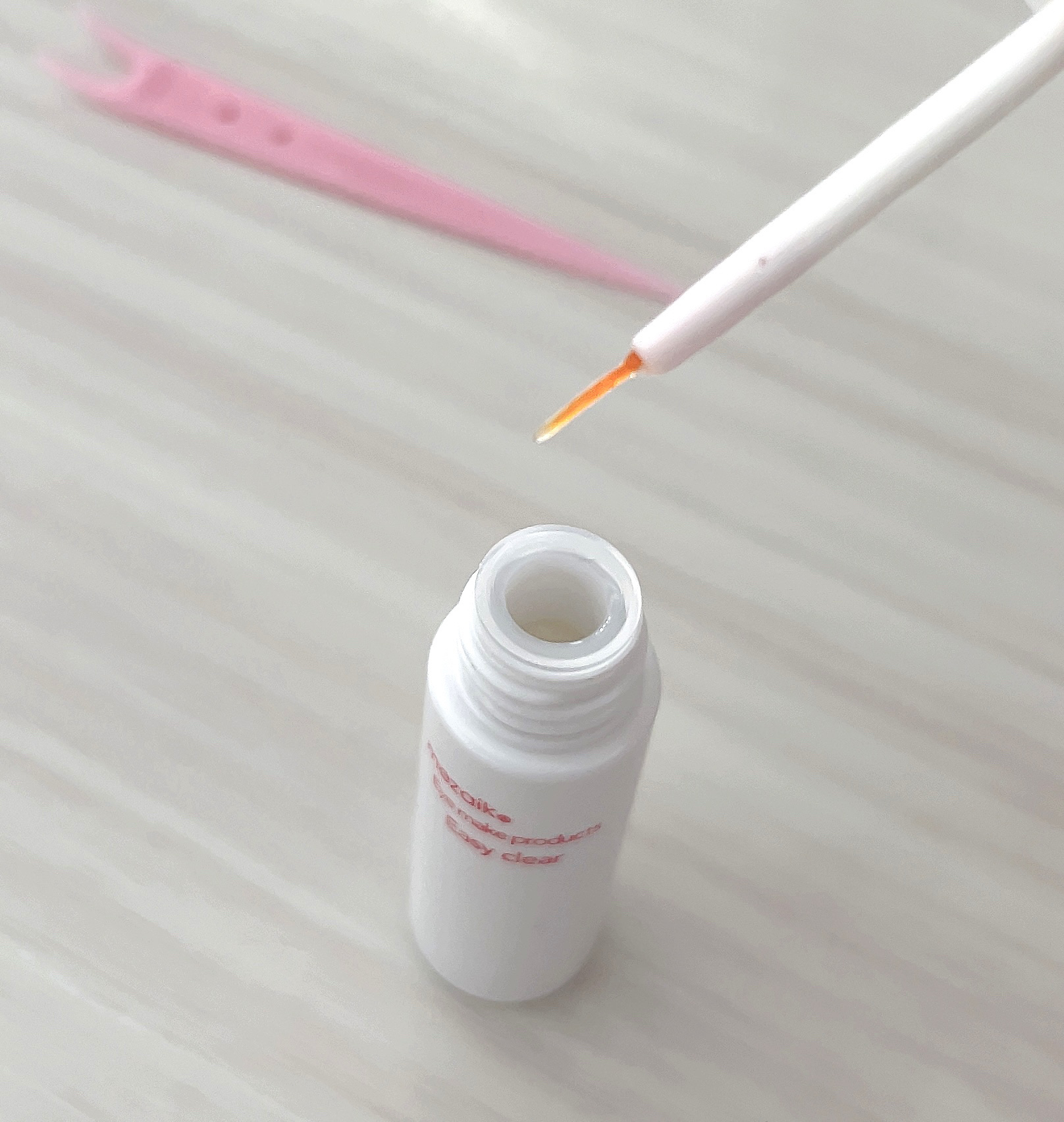 メザイク イージークリア 接着クリアタイプ/メザイク/二重まぶた用アイテムを使ったクチコミ（2枚目）