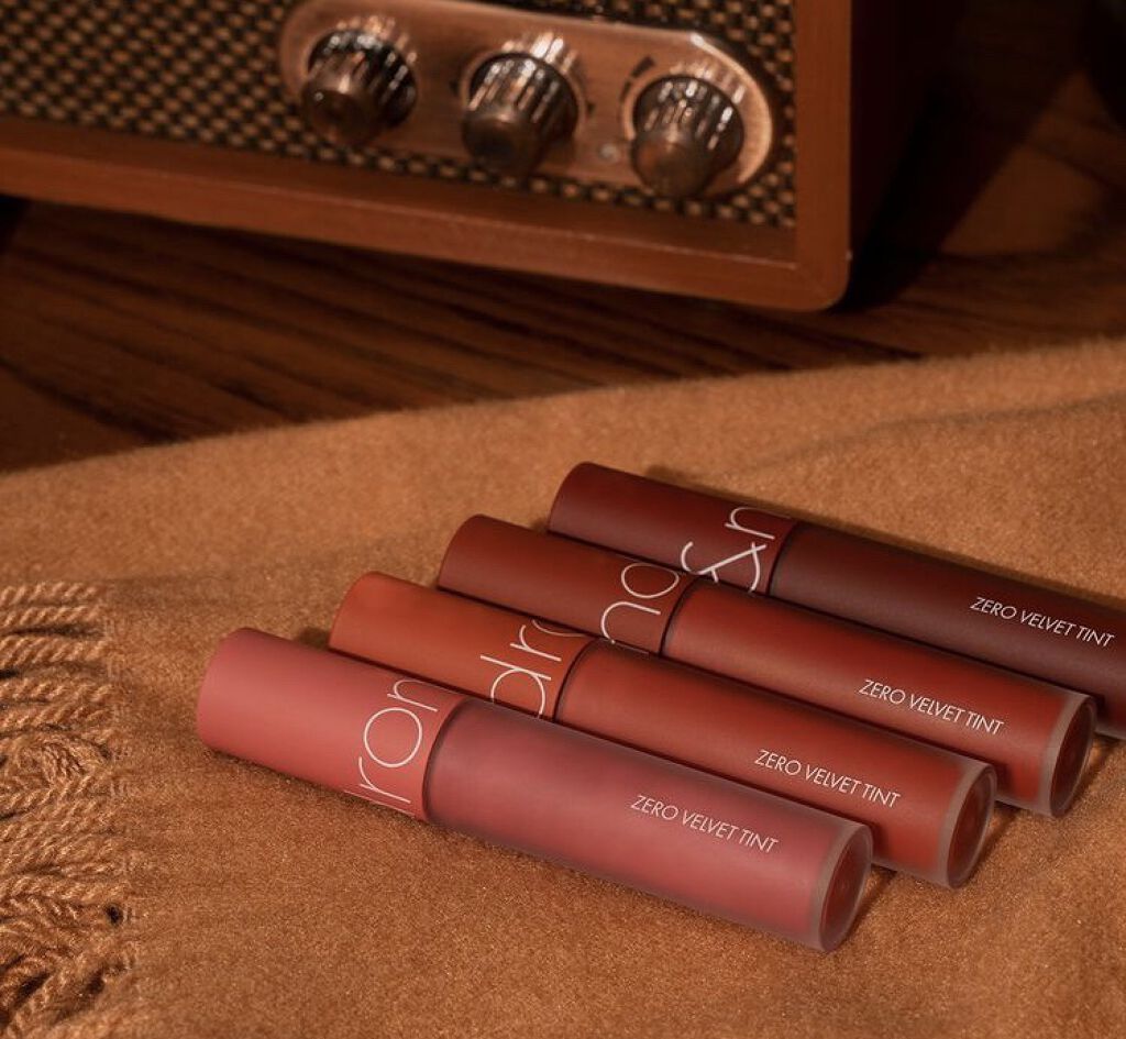 ジューシーラスティングティント/rom&nd/リップティントを使ったクチコミ（3枚目）