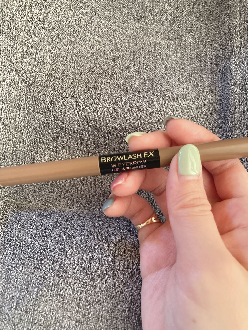 ブロウラッシュEX ウォーターストロング Wアイブロウ (ジェルペンシル＆パウダー)/ブロウラッシュ/パウダーアイブロウを使ったクチコミ（1枚目）