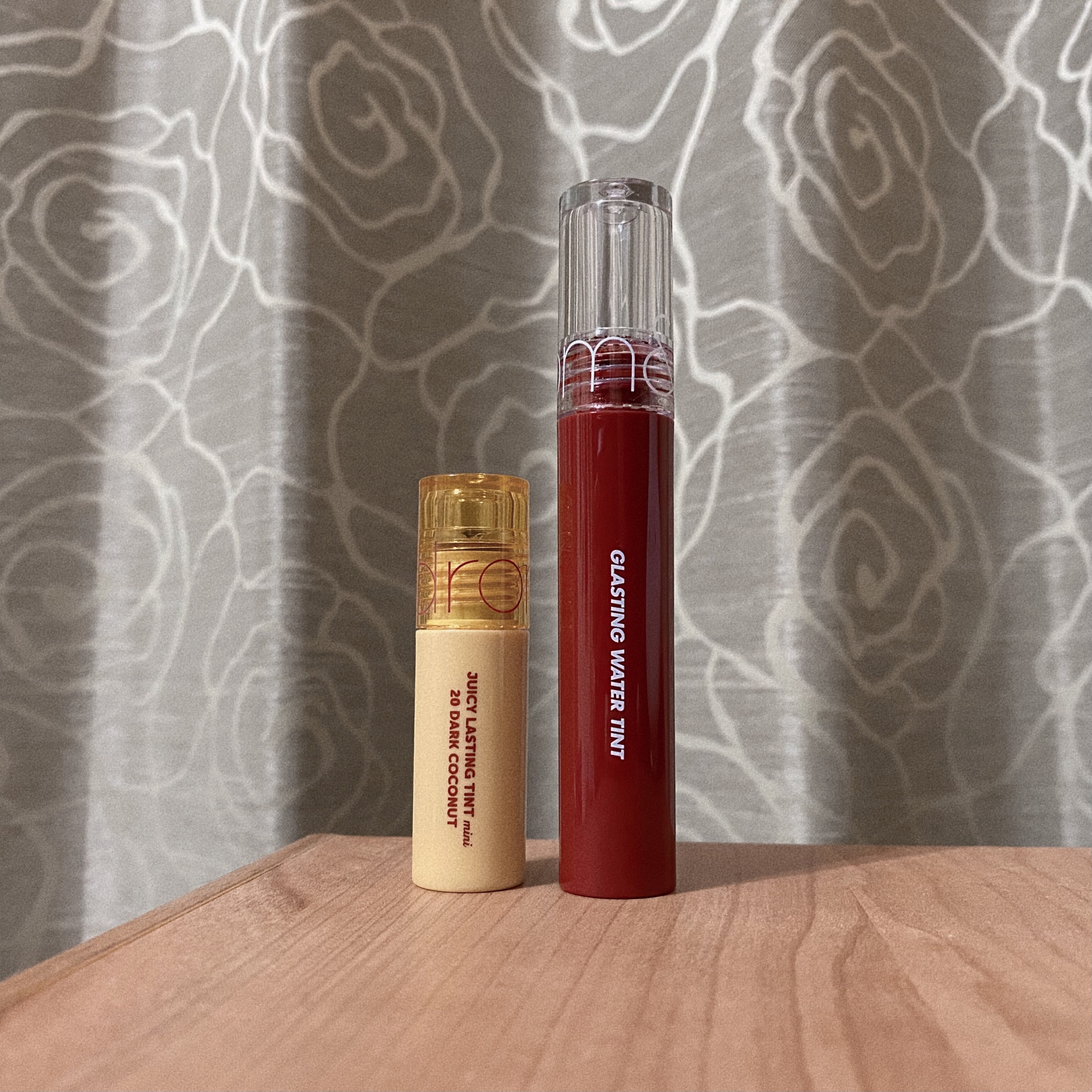 ジューシーラスティングティント/rom&nd/リップティントを使ったクチコミ（2枚目）